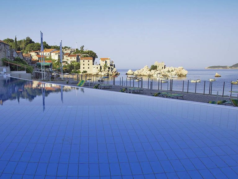 MAESTRAL,RESORT & CASINO, PRŽNO