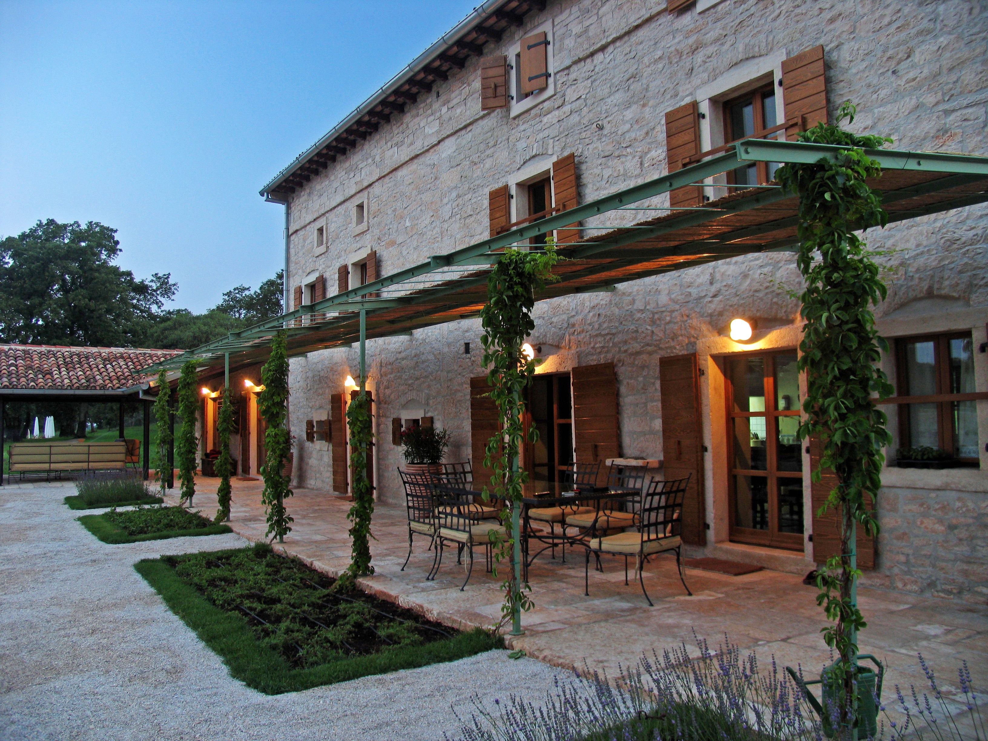 villa-meneghetti