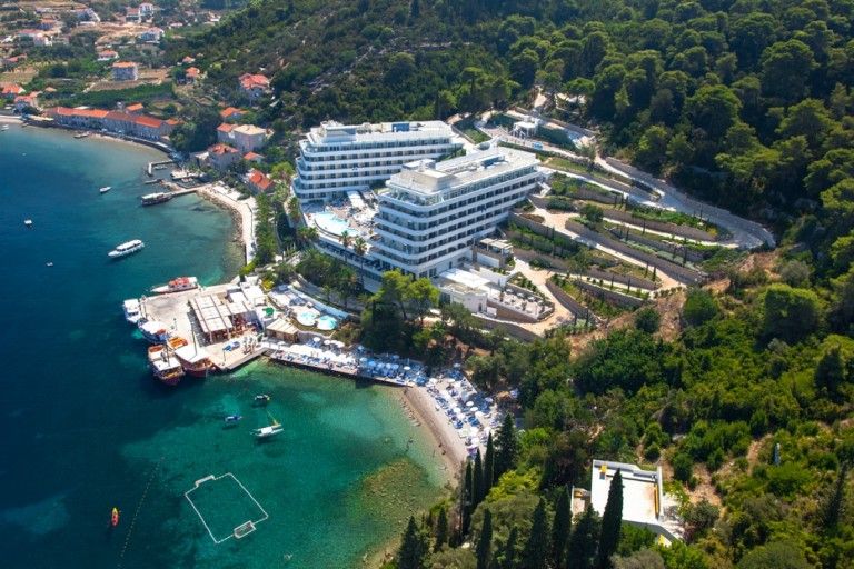 MEET THE PARNTERS: 	Lafodia Sea Resort