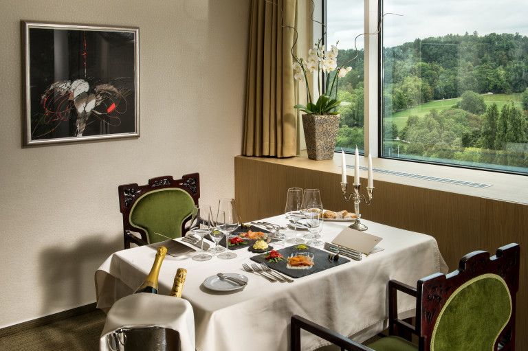 Hotel Lev vabi v ekskluzivni salon z vrhunsko kulinariko