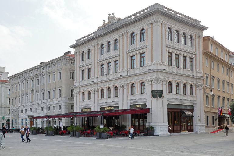 HIDDEN GUEST – Grand Hotel Duchi D’Aosta