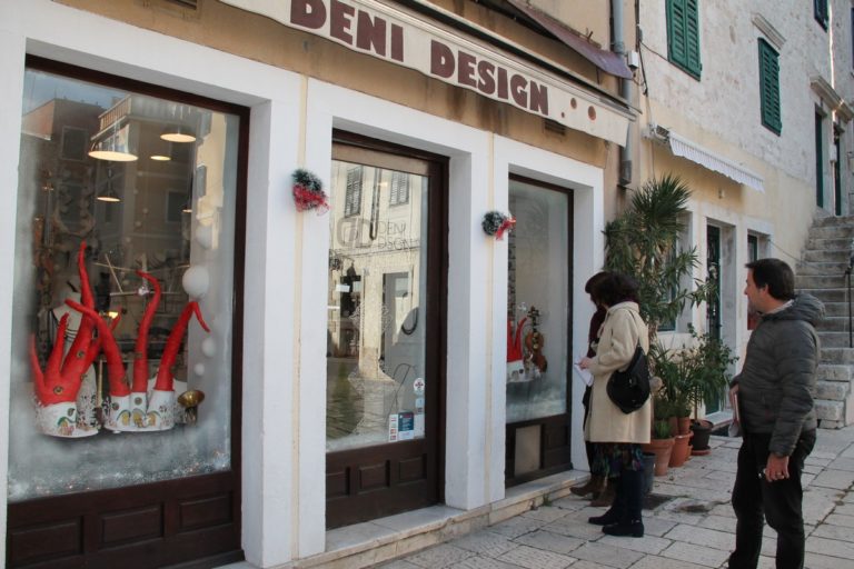 »Golden Gingerbread« for the best windowshop within medieval walls