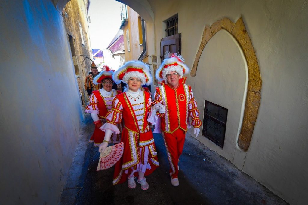 Pust_shrove_burgeois_parade