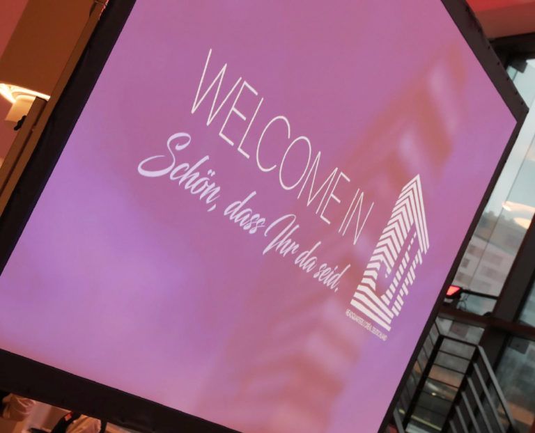 One brand new building, 900 guests and one very large house-warming party