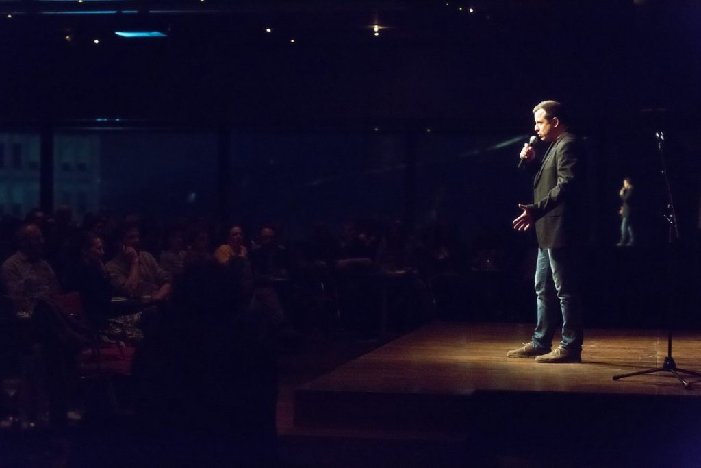 cd_cankarjev_dom_cultural_congress_centre_storytelling_pripovedovalski_festival_spela_frlic