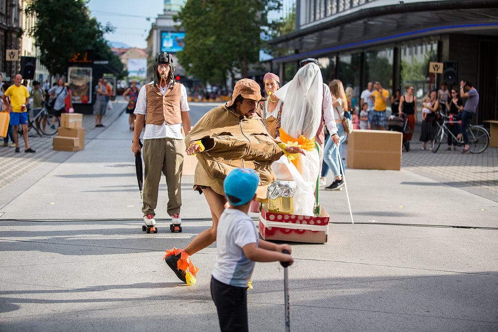 ana_desetnica_street_art_festival_ljubljana