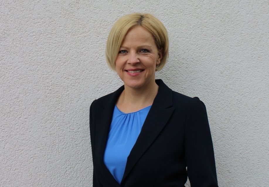 barbara_hunt_vodopivec_kompas