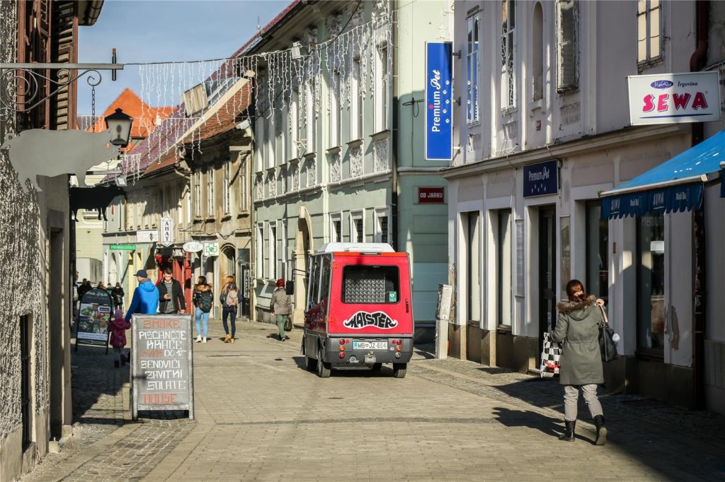maribor_pohorje_tourist_board_maister_electric_vehicle