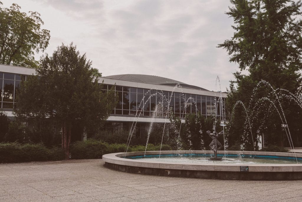 gr_fountain_urska_water_man
