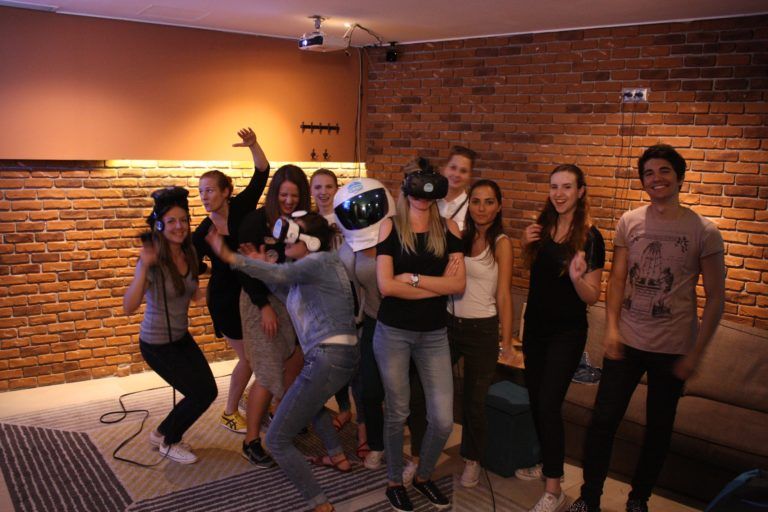 Virtual reality and Gin&Tonic? Why not!