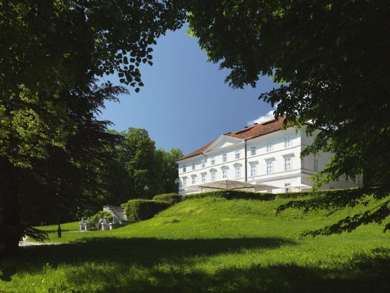 Special Venues: Tivoli Mansion (International Centre of Graphic Art)
