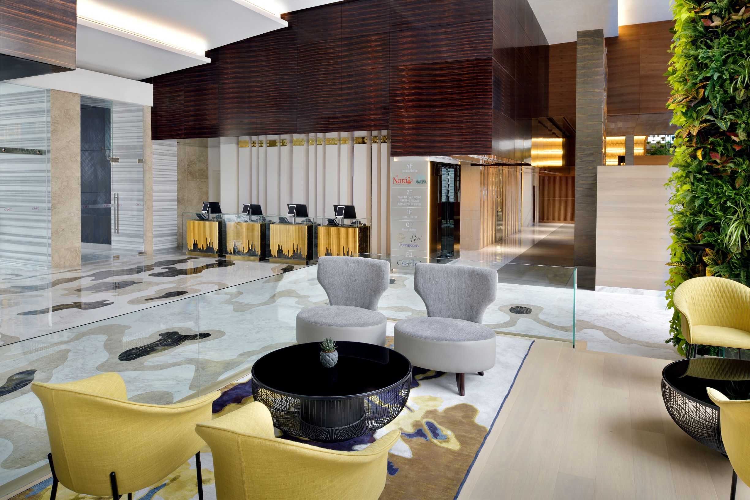 crowne_plaza_dubai crowne_plaza_dubai