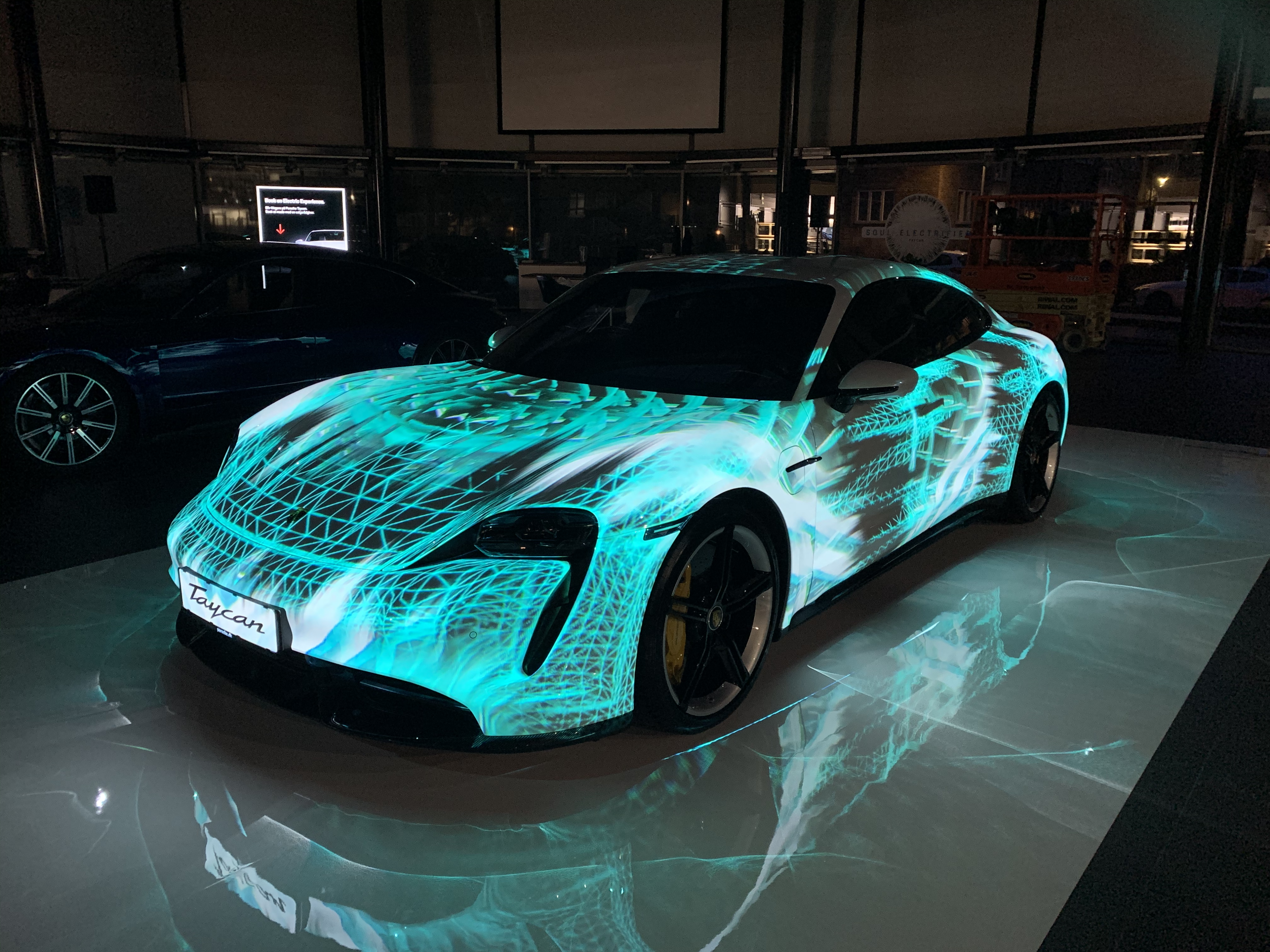 porsche_taycan