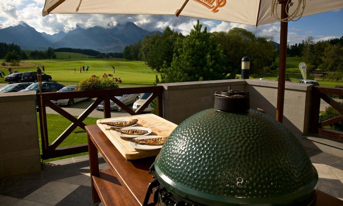 black_stork_golf