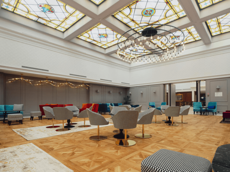 Special Venues: Astor Garden Hotel