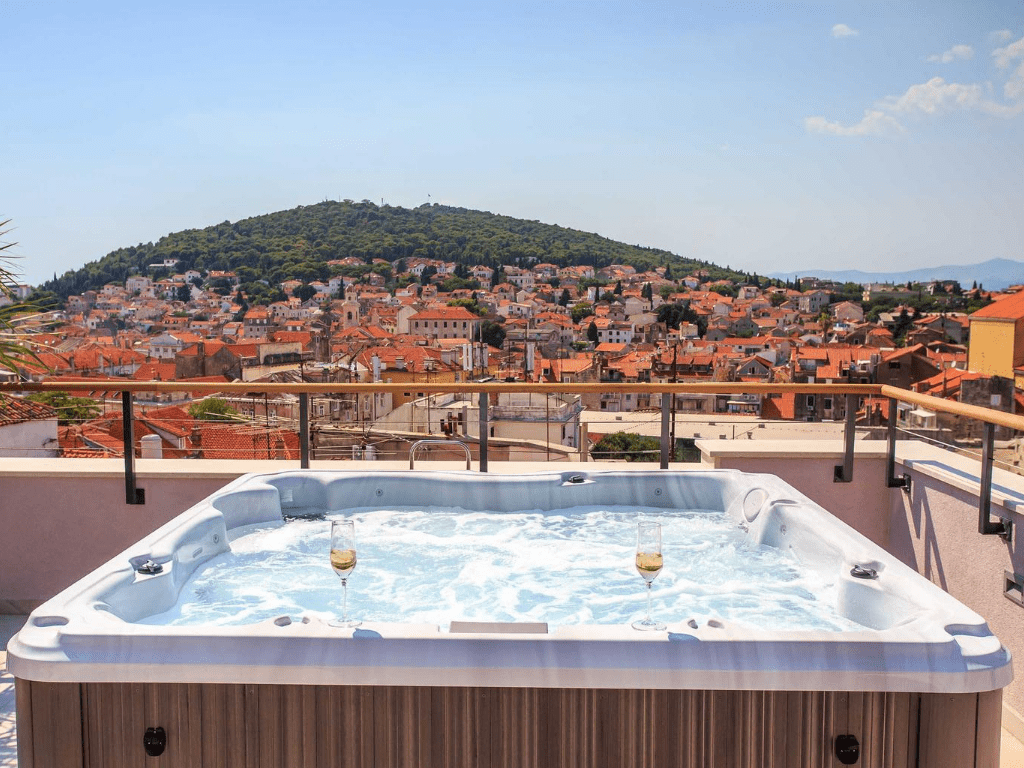 cornaro_hotel