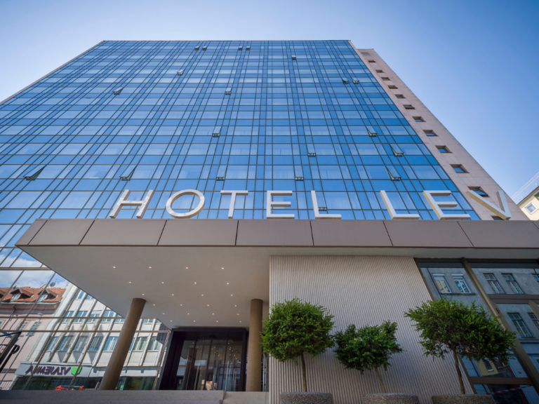 HIDDEN GUEST: Hotel Lev