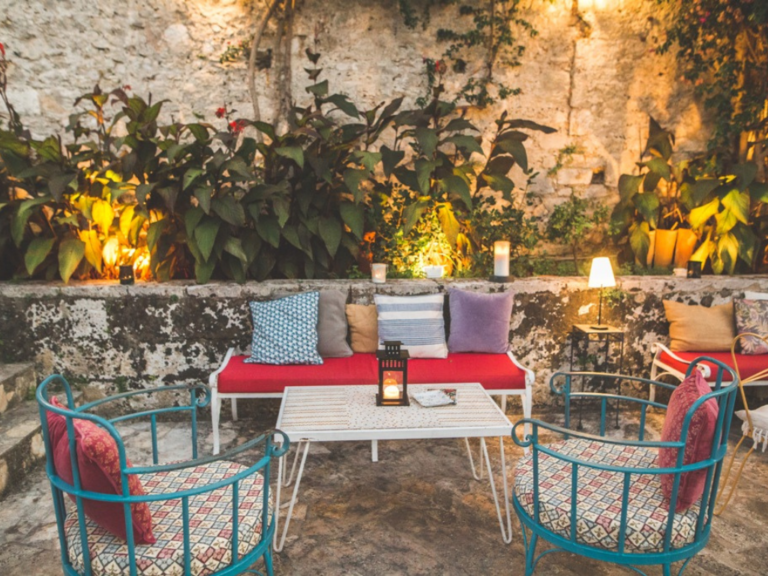 Special Venues: Konoba & Bar Lola