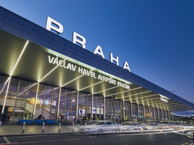 Prague Airport Honey Wins Gold Medal for Ninth Time in Row