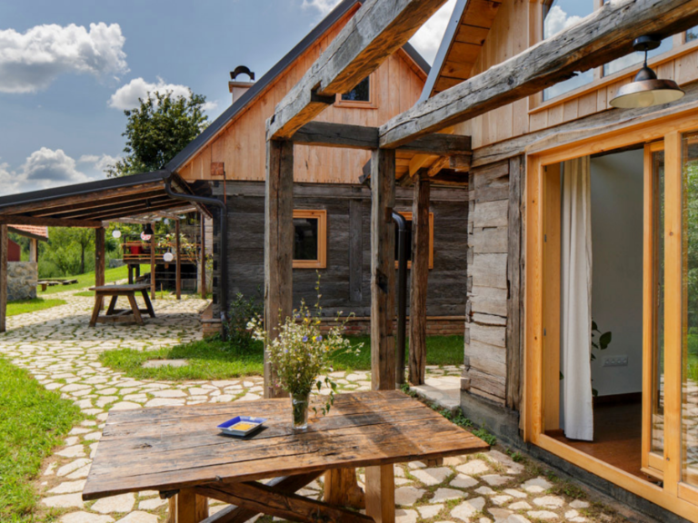 Special Venues: Ekodrom Estate