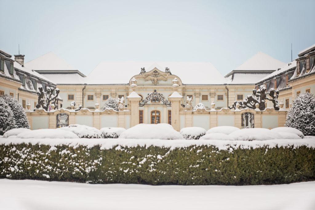 schloss_halbturn