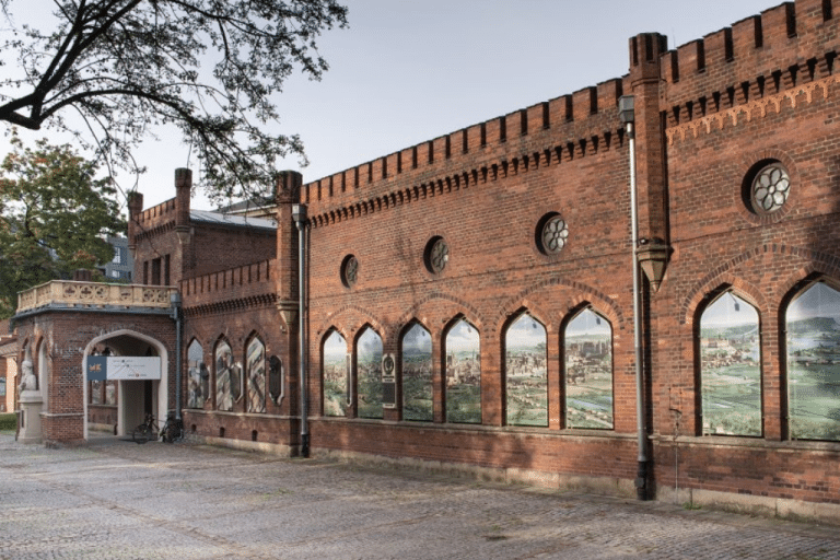 Special Venues: Celestat