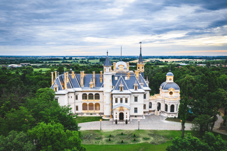 Special Venues: Botaniq