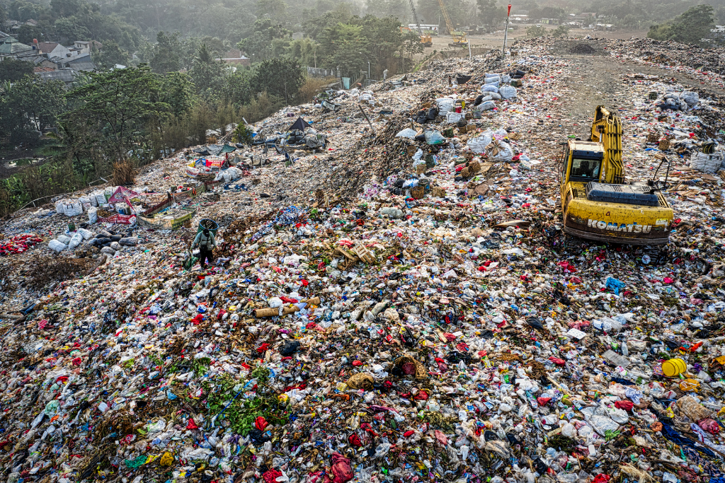 greenwashing_waste