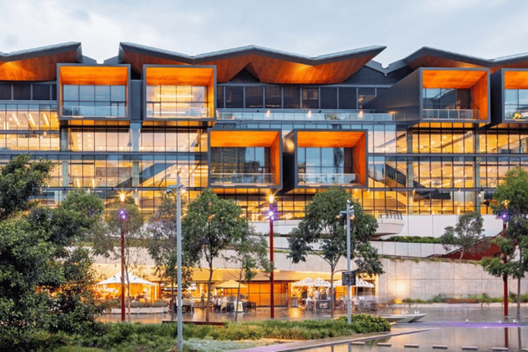 ICC Sydney named top convention and exhibition venue at TTG Travel Awards