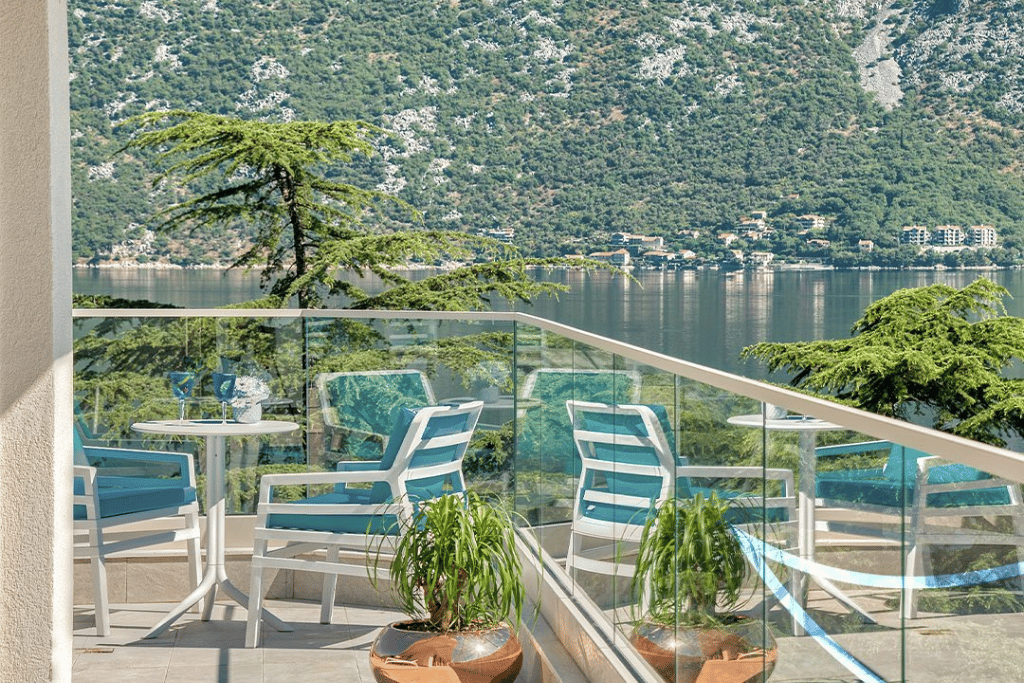 blue_kotor_bay