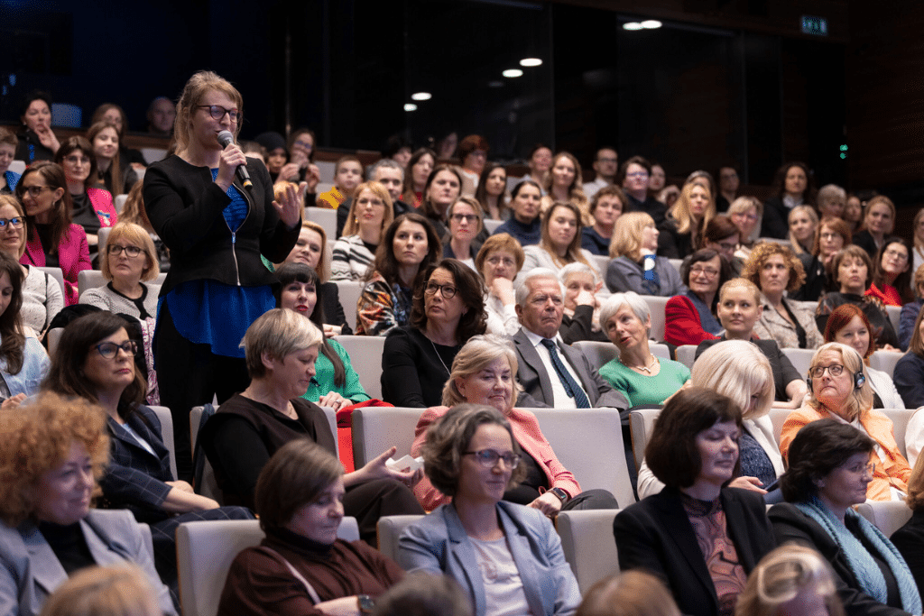 cankarjev_dom_roundtable cankarjev_dom_roundtable