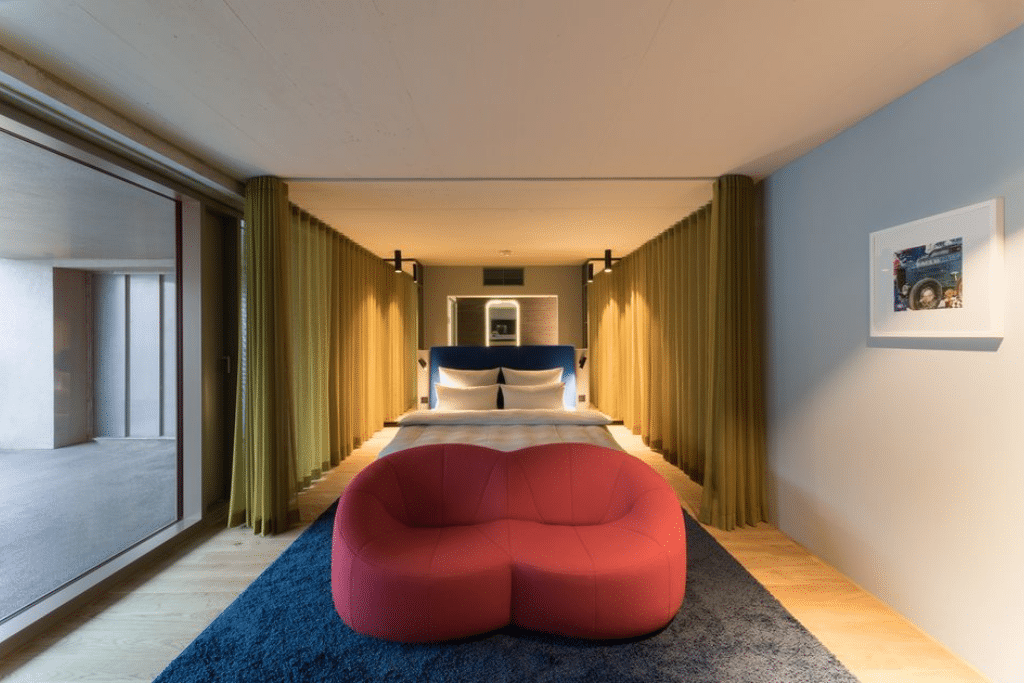 world_hotels_crafted